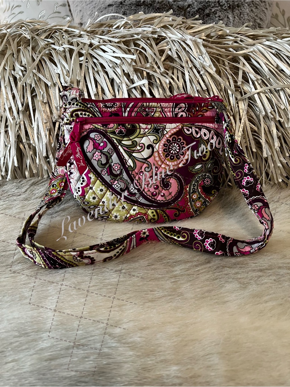 VERA BRADLEY Very Berry Paisley  2010 Little Lizzy Crossbody Purple Pink Y2K - Picture 8 of 16